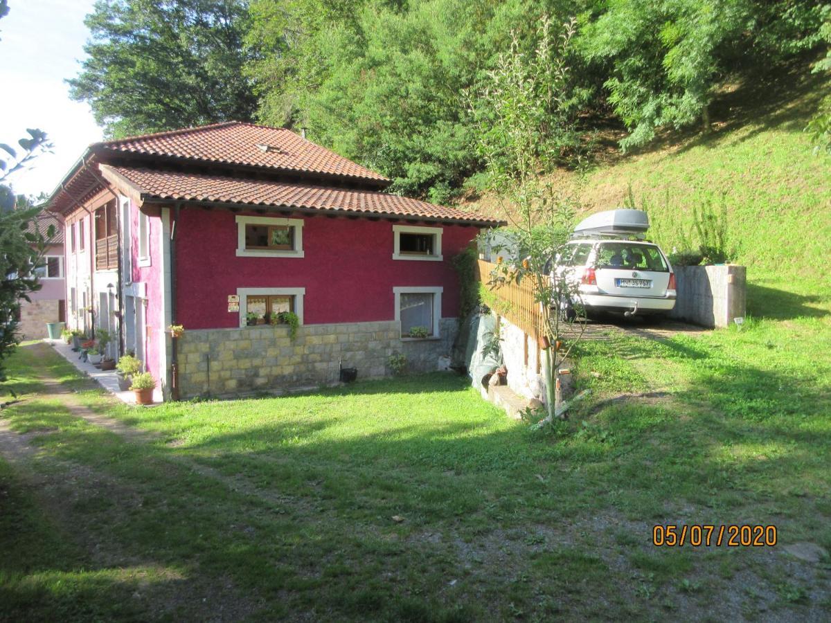 La Muria Apartment Onís Dış mekan fotoğraf