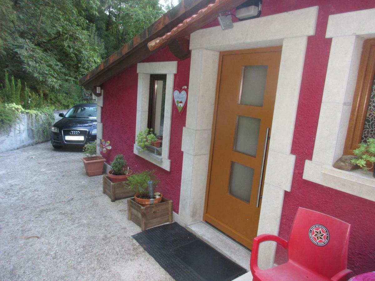 La Muria Apartment Onís Dış mekan fotoğraf
